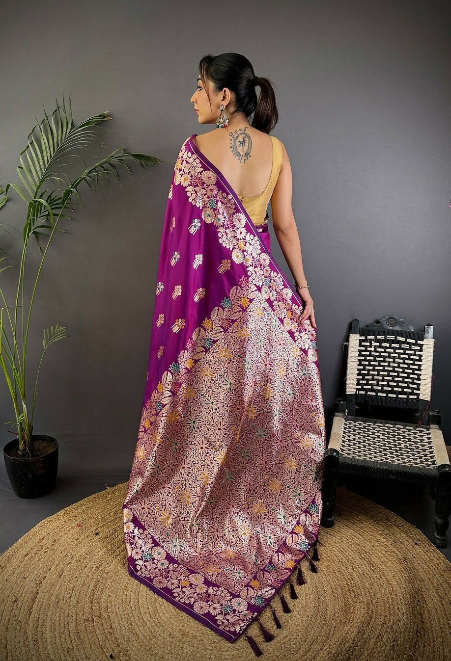 Joban Fashion Meenakari Magenta Woven Soft Silk Saree | Grocsy