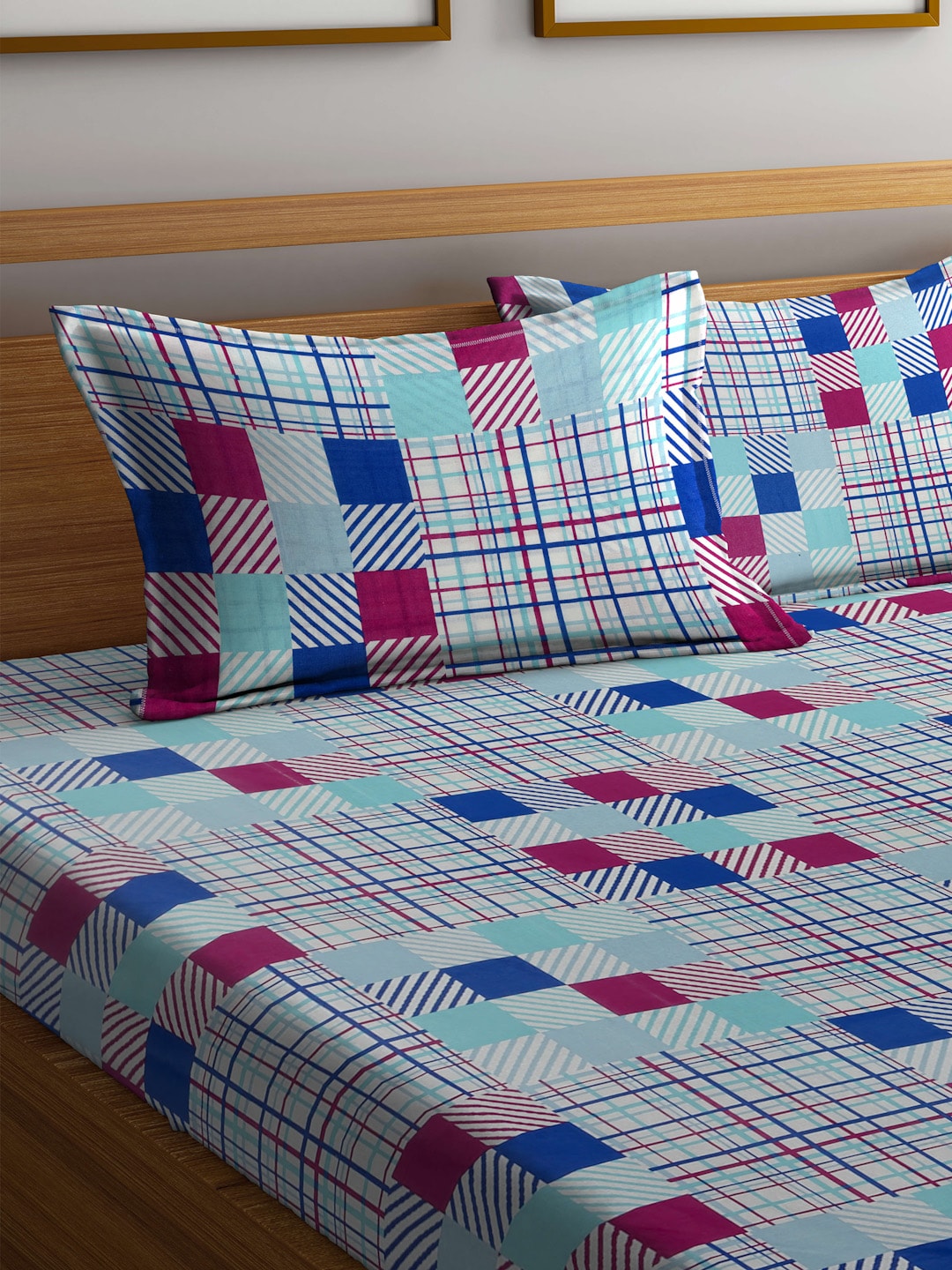 BOMBAY DYEING Marigold Blue Geometric Cotton 104 TC King Bedsheet With 2 Pillow Covers | Grocsy