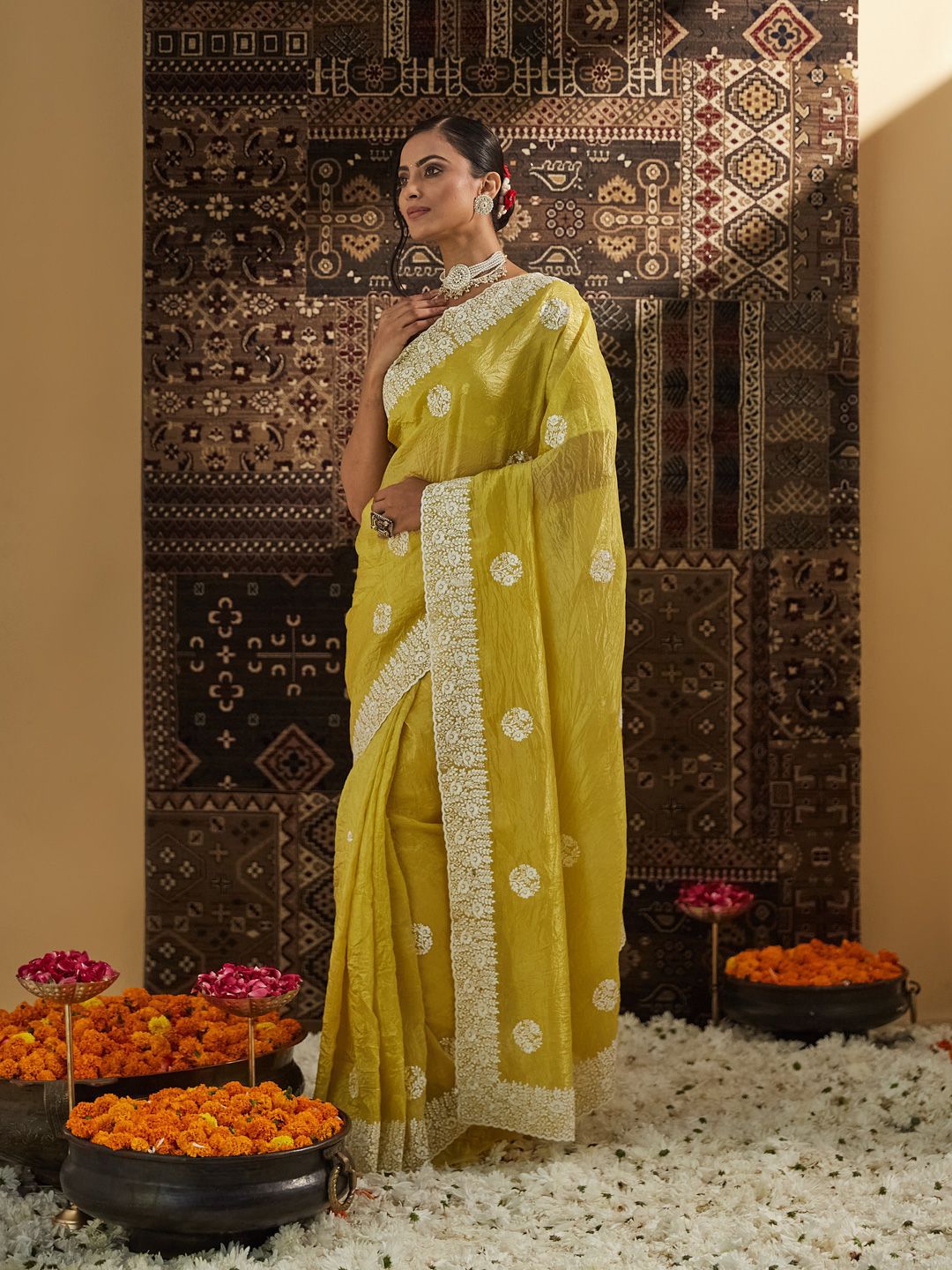 kasee Floral Chikankari Silk Blend Saree | Grocsy