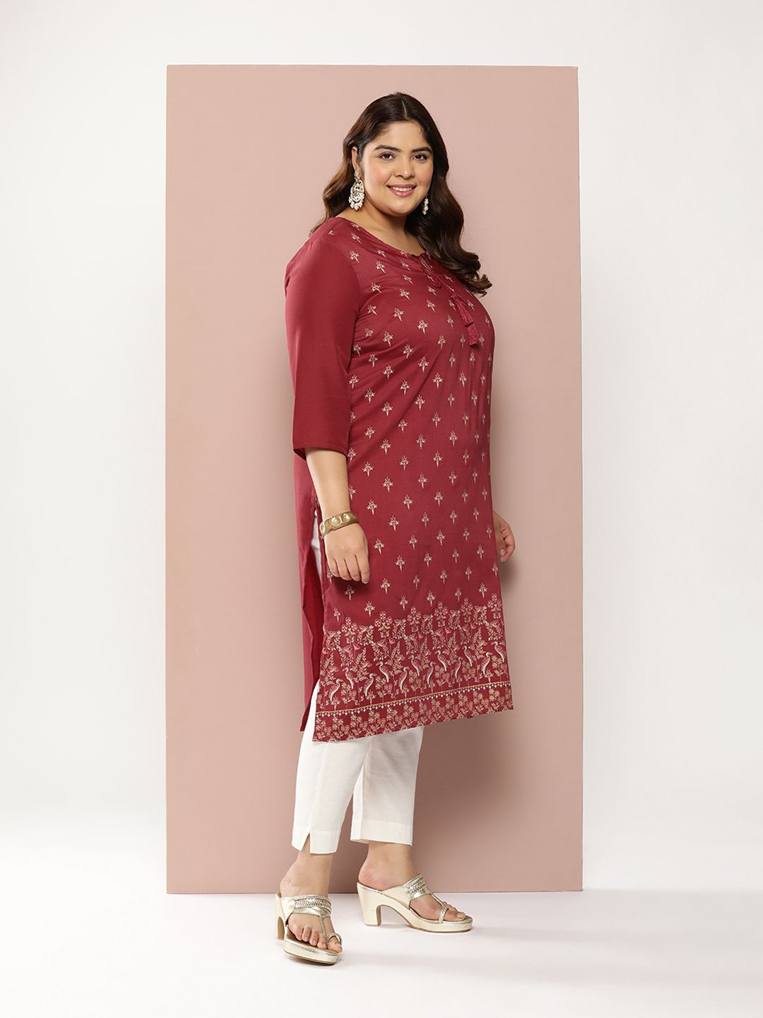 Sztori Plus Size Foil Print Tie-Up Neck Kurta | Grocsy
