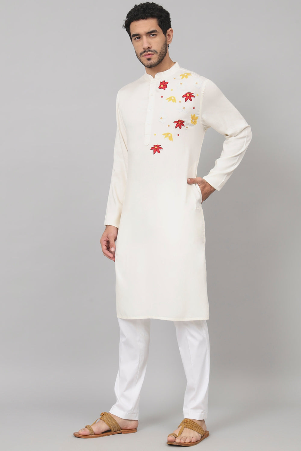 Cotton Kurta With Floral Embroidery Patch Embellishment by Hilo Design | Grocsy