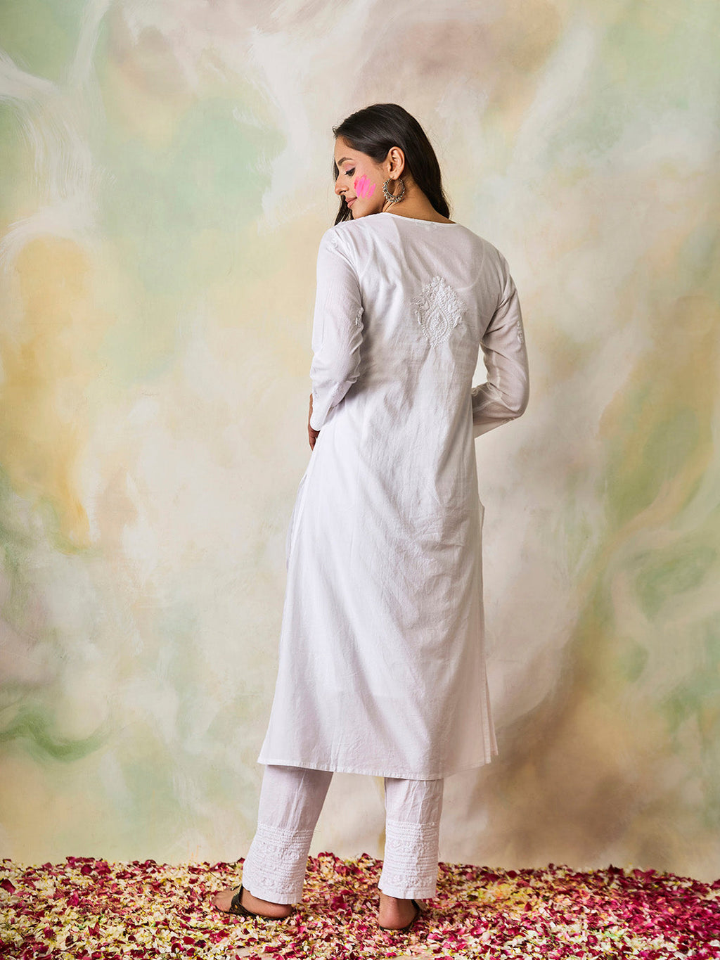 HOUSE OF KARI Notched Neck Ethnic Motifs Embroidered Chikankari Cotton Kurta | Grocsy