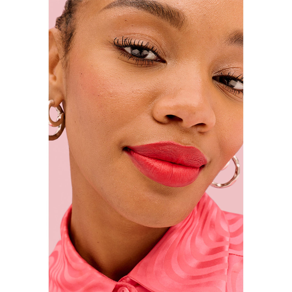 Benefit Cosmetics Plushtint Matte Lip Tint - 18 Feather Boa Soft Coral | Grocsy