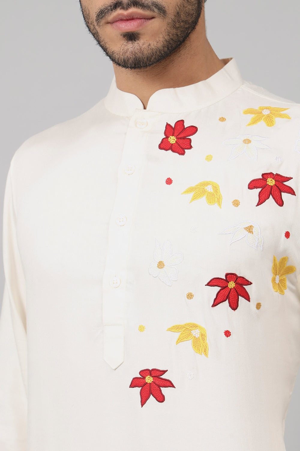 Cotton Kurta With Floral Embroidery Patch Embellishment by Hilo Design | Grocsy