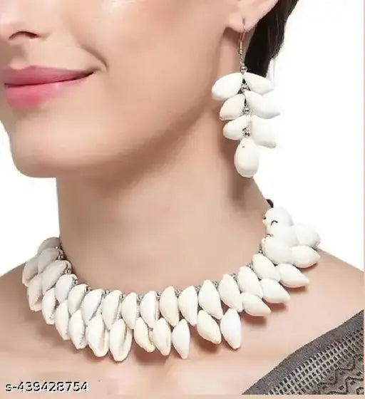 Tehzeeb Creations Women's White Seap Design Necklace Set - Swadesiicart