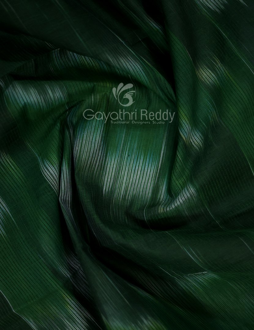 Dual Shades of Mango Green And Maroon Mangalagiri Ikkat Cotton Saree By Gayathri Reddy Designer Studio | Grocsy
