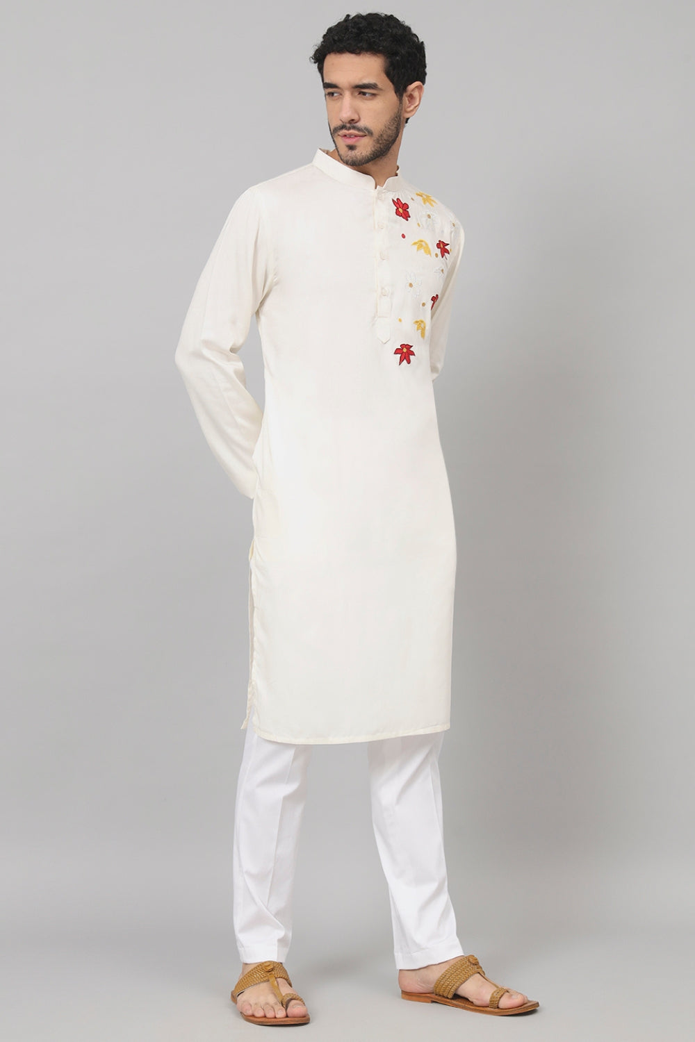 Cotton Kurta With Floral Embroidery Patch Embellishment by Hilo Design | Grocsy