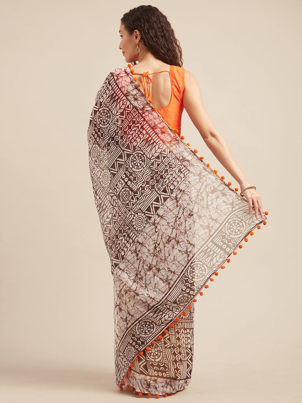 Tikhi Imli Brown & White Poly Georgette Printed Saree | Grocsy