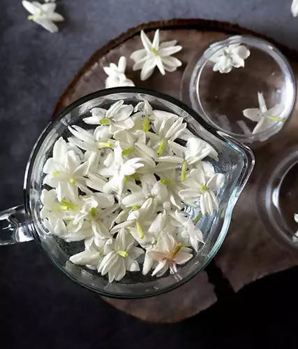 The Wellness Shop Pure Jasmine Water | Grocsy