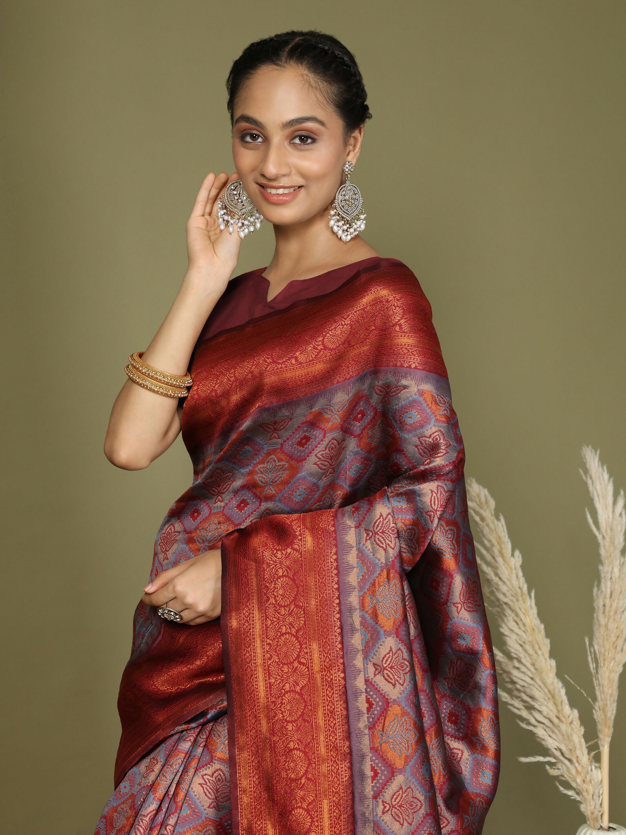Shree Shyam Fashion Lichi Silk Grey Saree | Grocsy