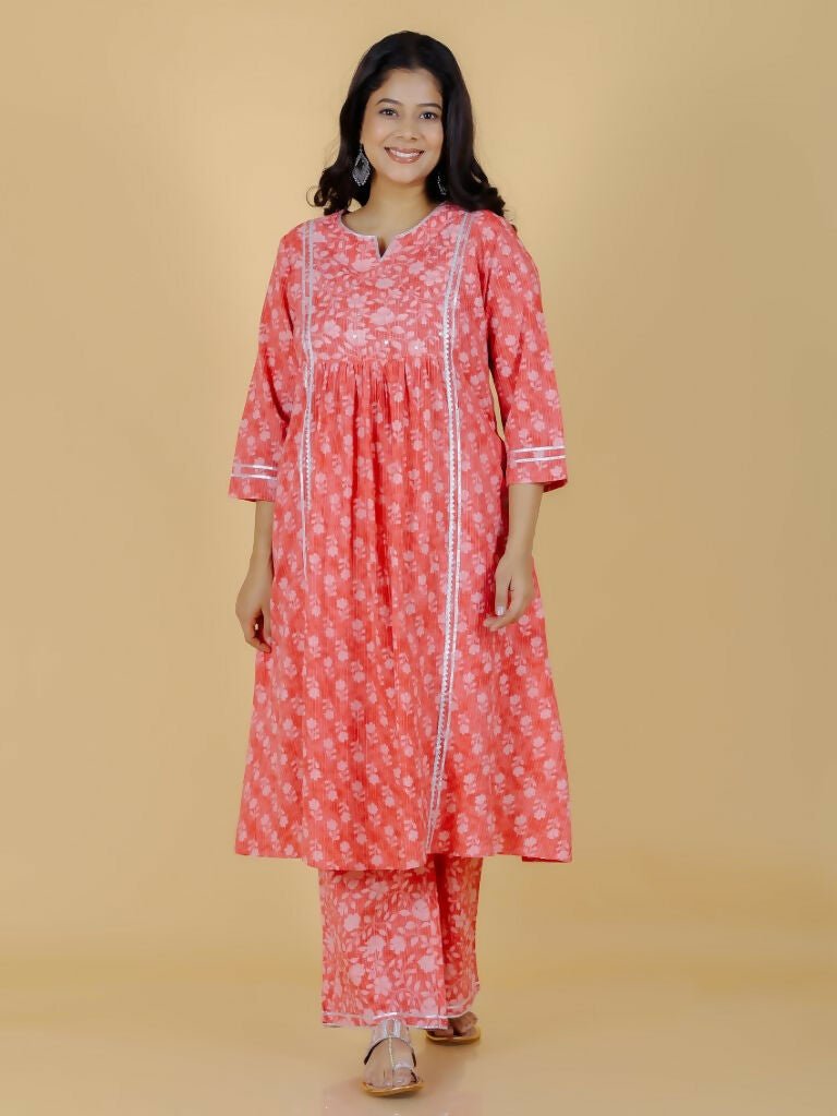 Aramya Pink Kantha Cotton Floral Panelled Kurta for Women | Grocsy