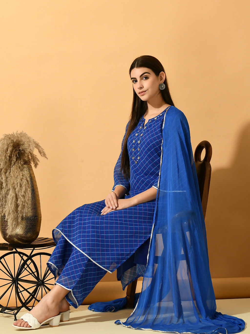 Myshka Women's Blue Embroidered Party Kurta Sets | Grocsy