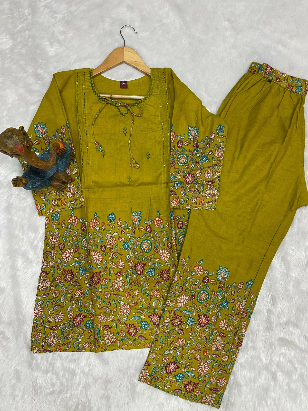 Teeya Creation Olive Green Floral Printed Short Kurta With Straight Pants Co-Ord Set | Grocsy