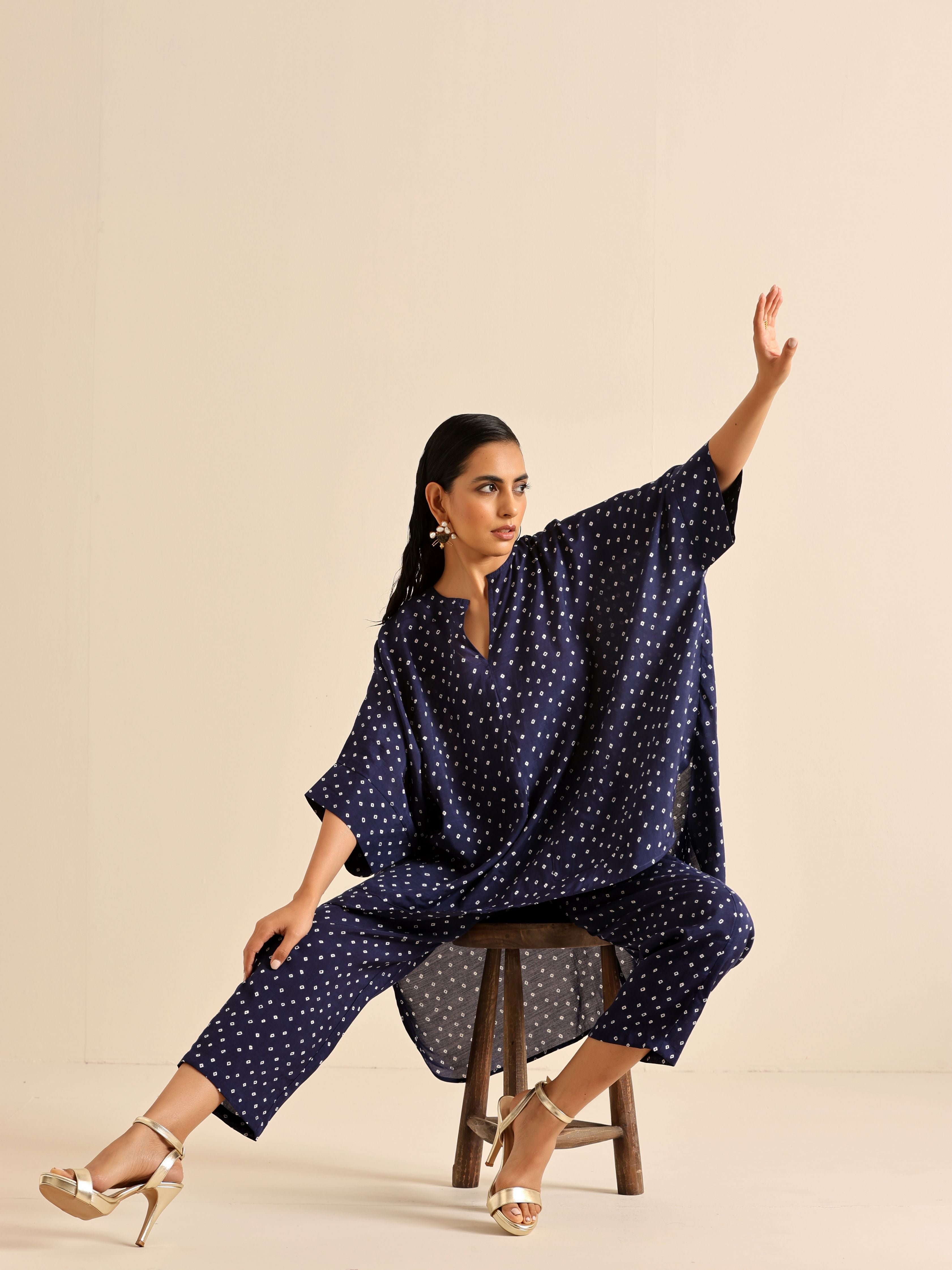trueBrowns Blue Bandhani Silk Printed Boxy Fit Co-Ord Set | Grocsy