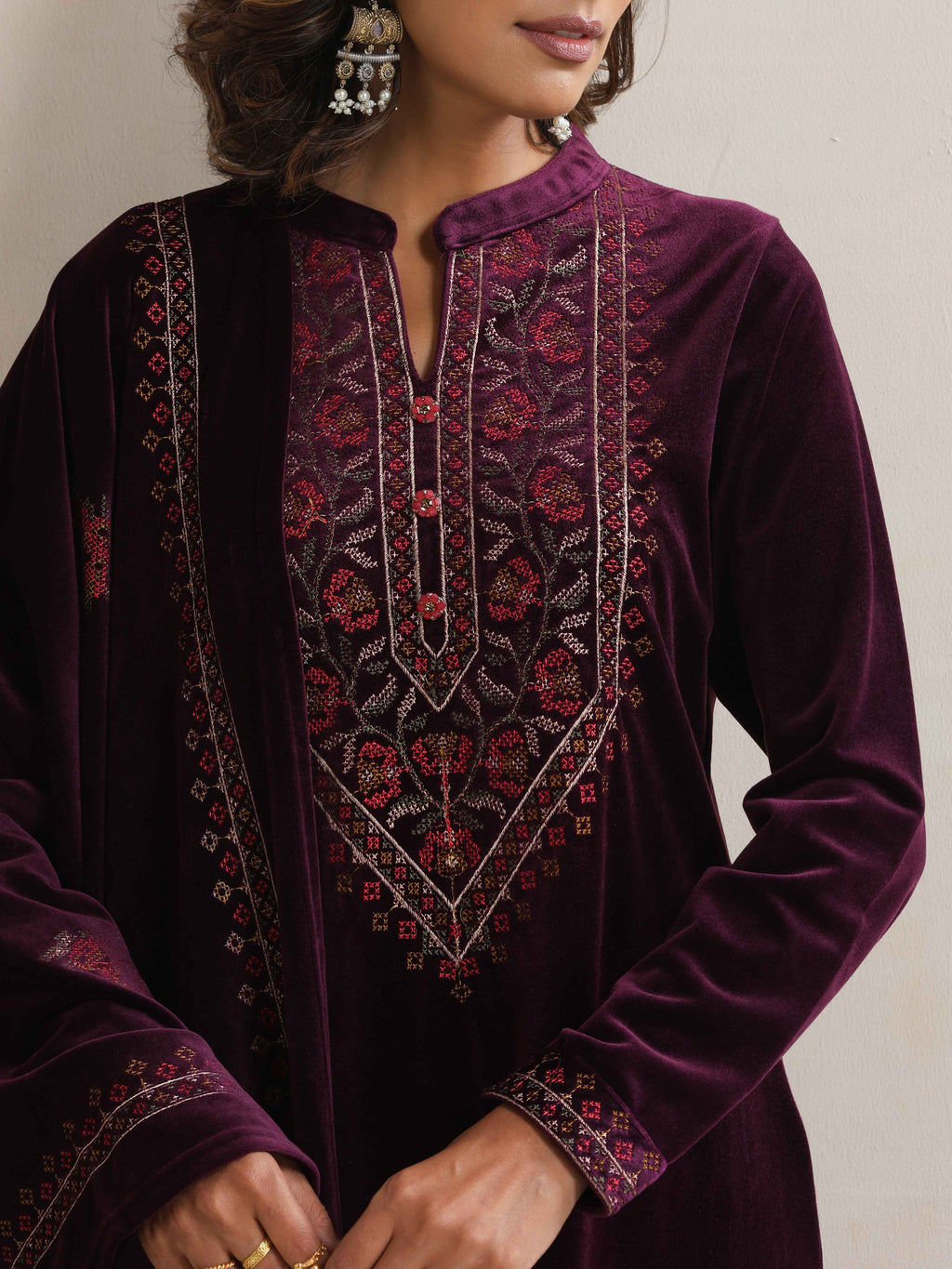 trueBrowns Purple Velvet Floral Embroidered Kurta Pant Dupatta Set | Grocsy