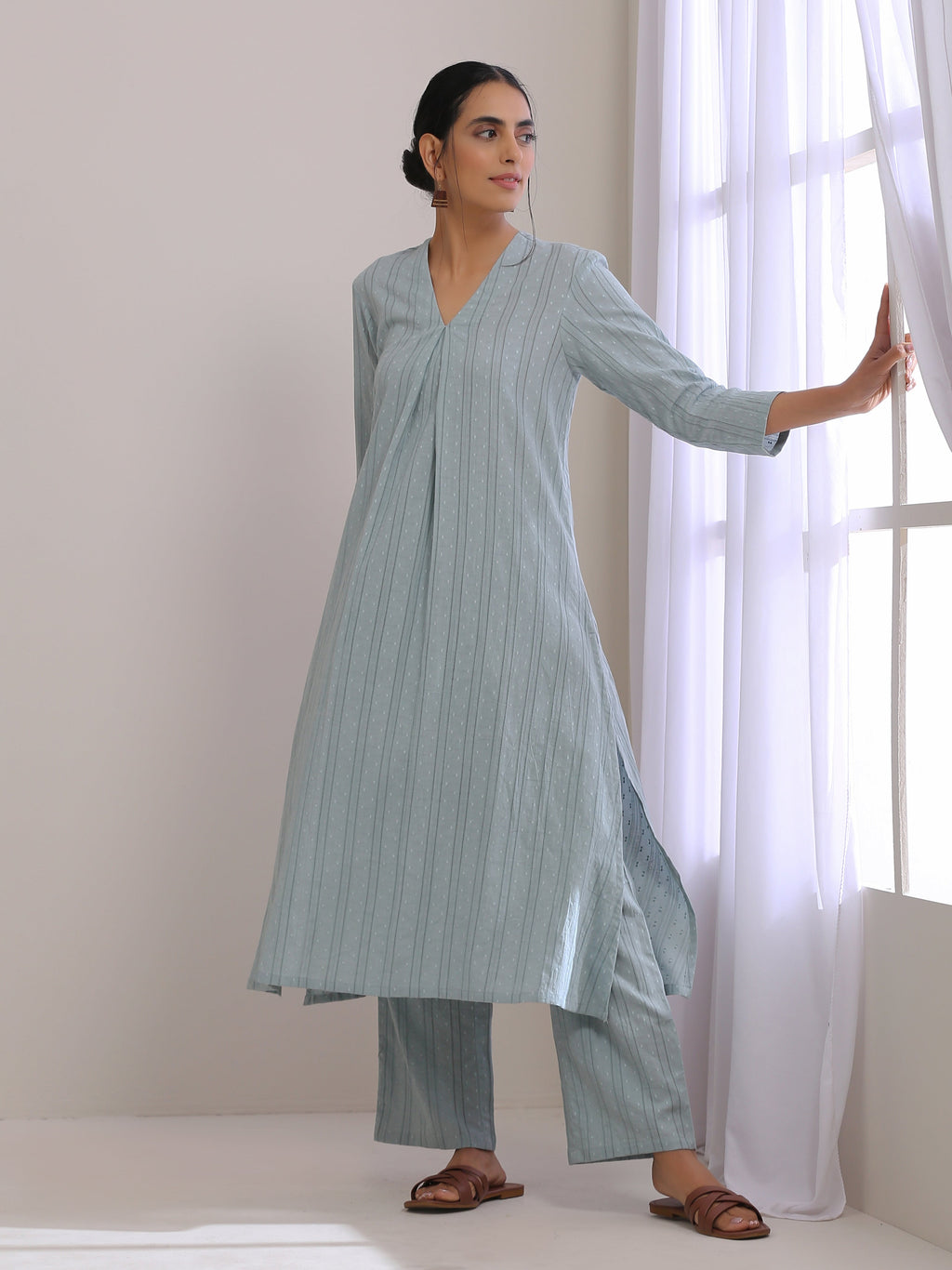 trueBrowns Eggshell Blue Dobby Neck Pleat Kurta Pant Set | Grocsy