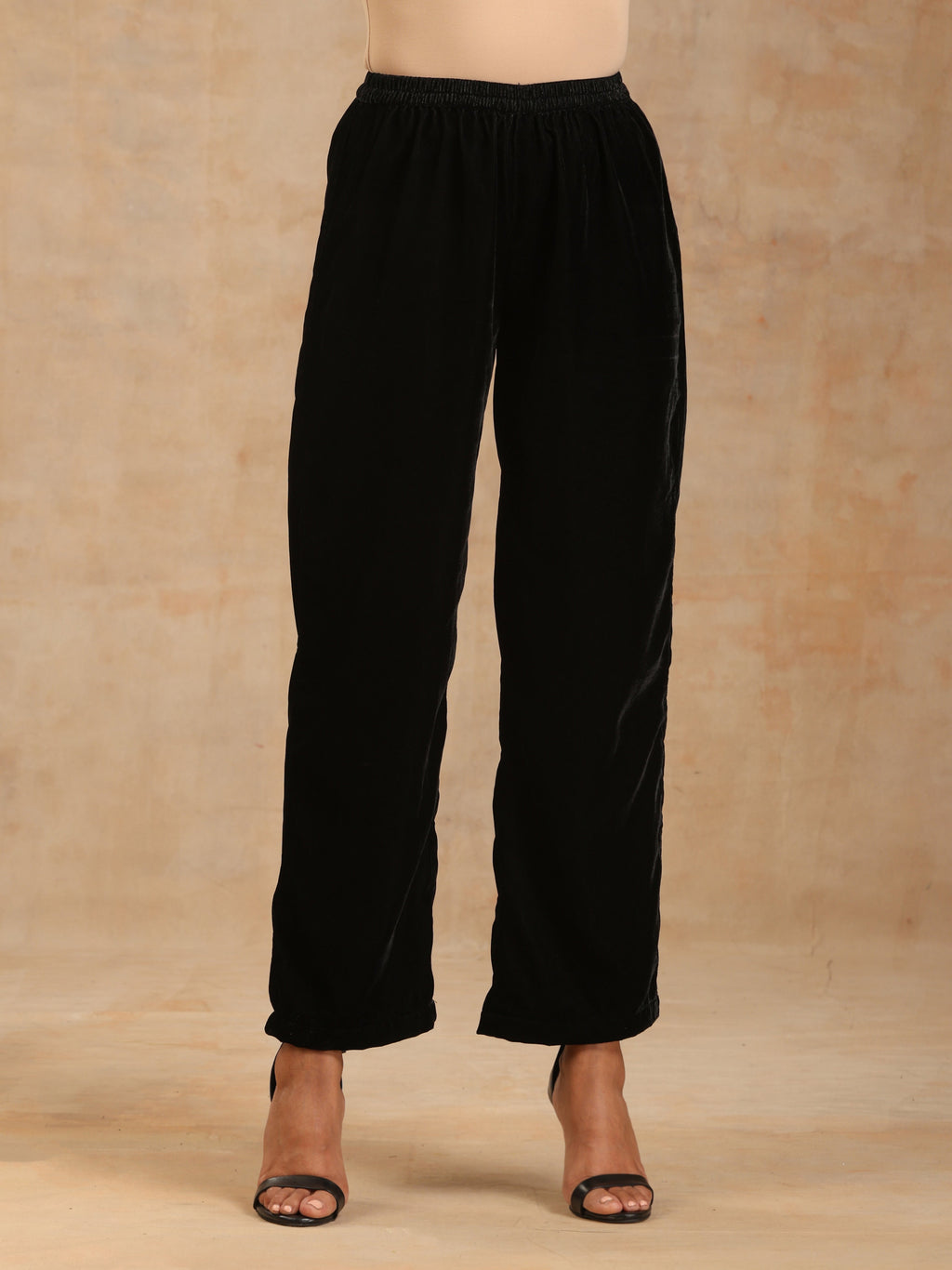 trueBrowns Black Velvet Embroidered Co-ord Set | Grocsy
