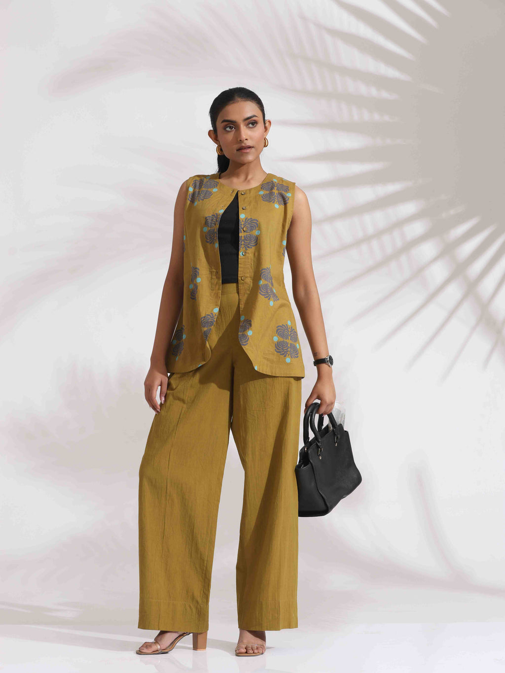 trueBrowns Green Cotton Print Top & Flared Pants Co-ord Set | Grocsy