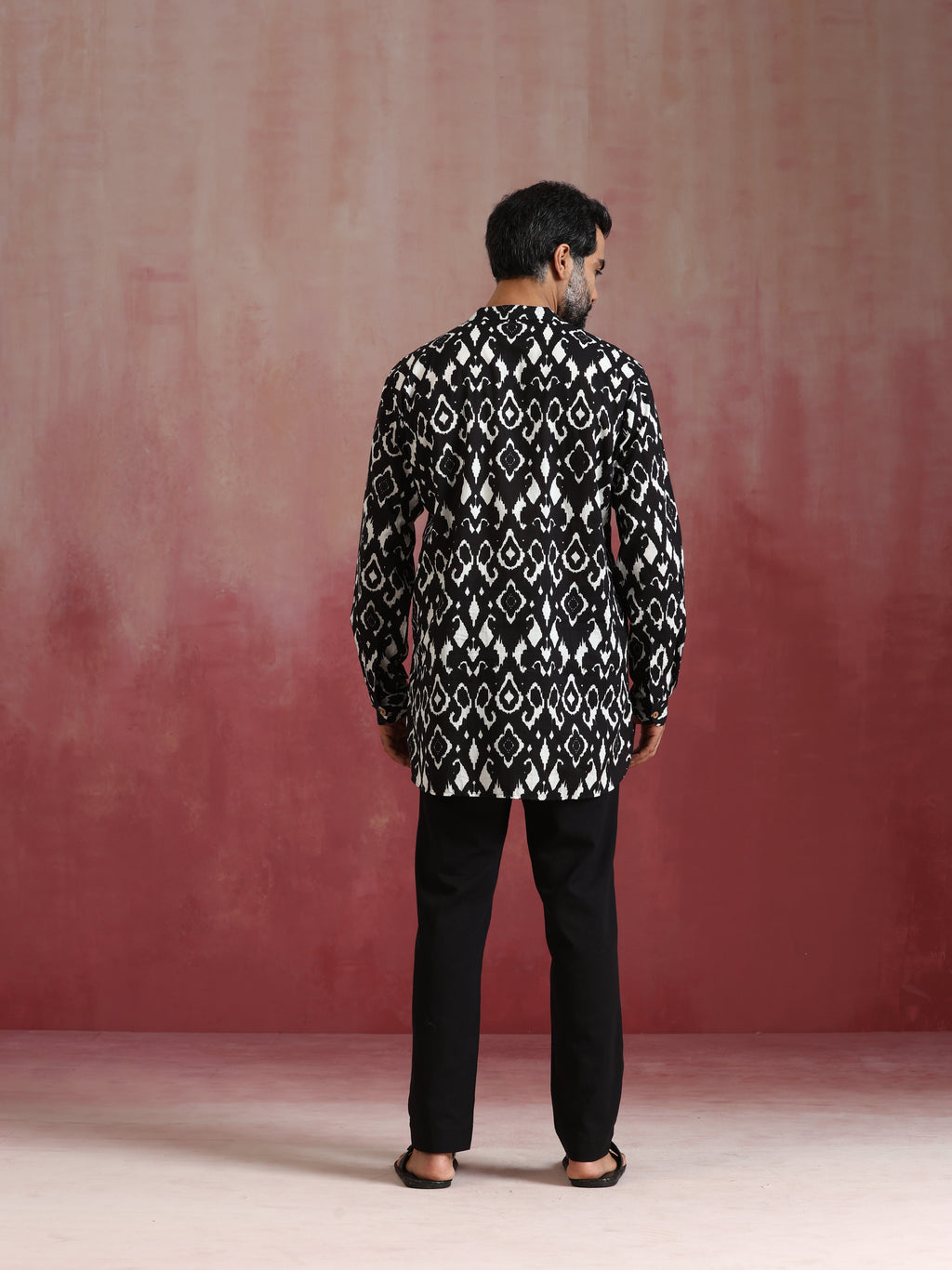 trueBrowns Men's Black Ikat Print Mandarin Collar Kurta Co-ord set | Grocsy