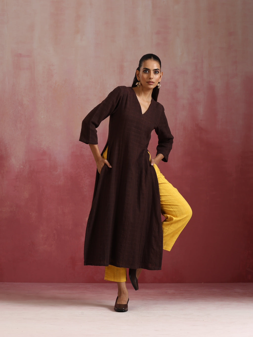 trueBrowns Cola Cotton Dobby Kurta Set | Grocsy