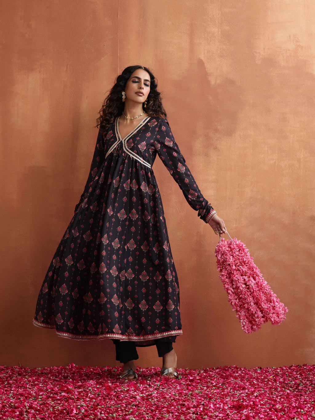 trueBrowns Black Print Flared Anarkali Kurta Set | Grocsy