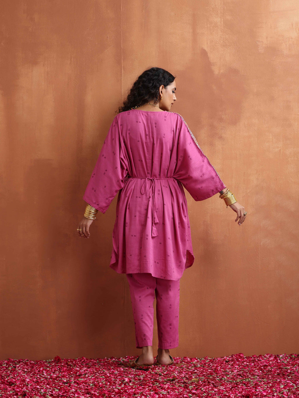 trueBrowns Pink Print Kaftan Kurta Co-ord Set | Grocsy