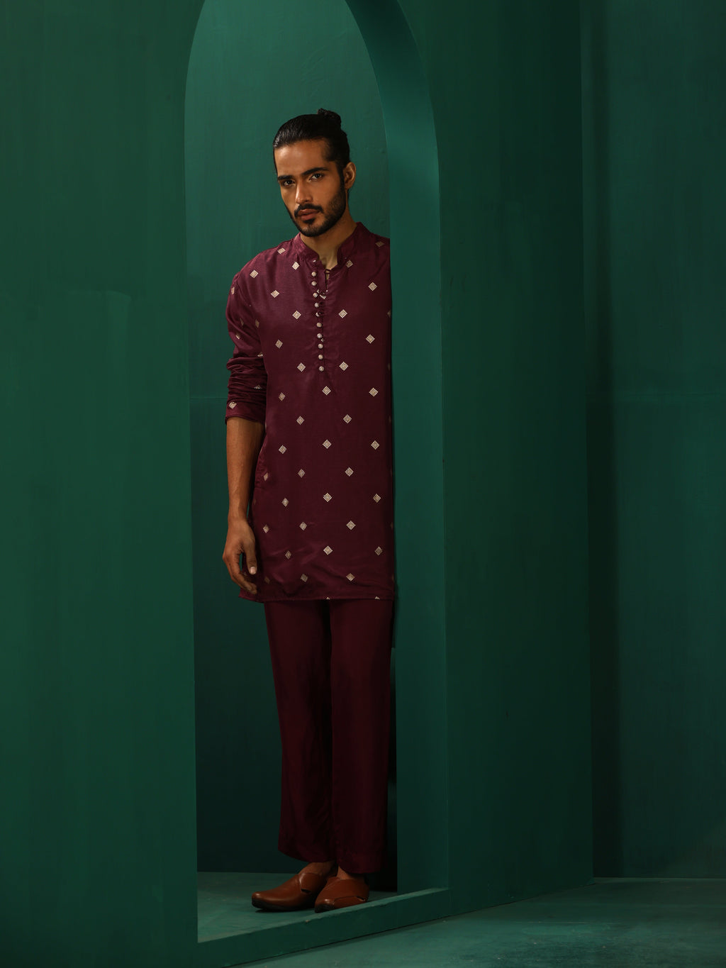 trueBrowns Men's Wine Diamond Viscose Silk Co-ord Set | Grocsy