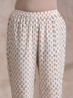 trueBrowns White With Small Floral Booti Print Cotton Pleated Co-Ord Set | Grocsy