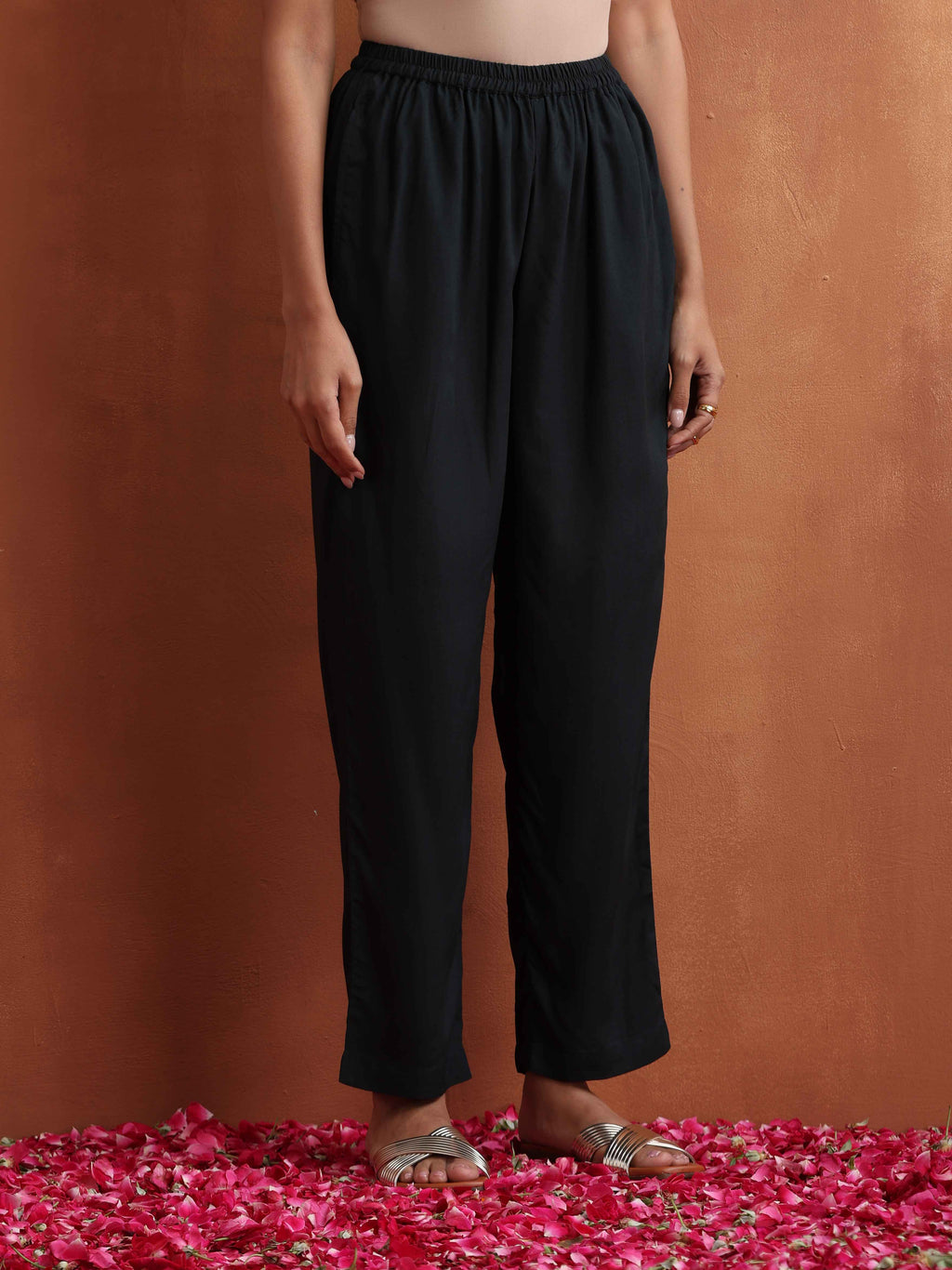trueBrowns Black Print Kurta Co-ord Set | Grocsy