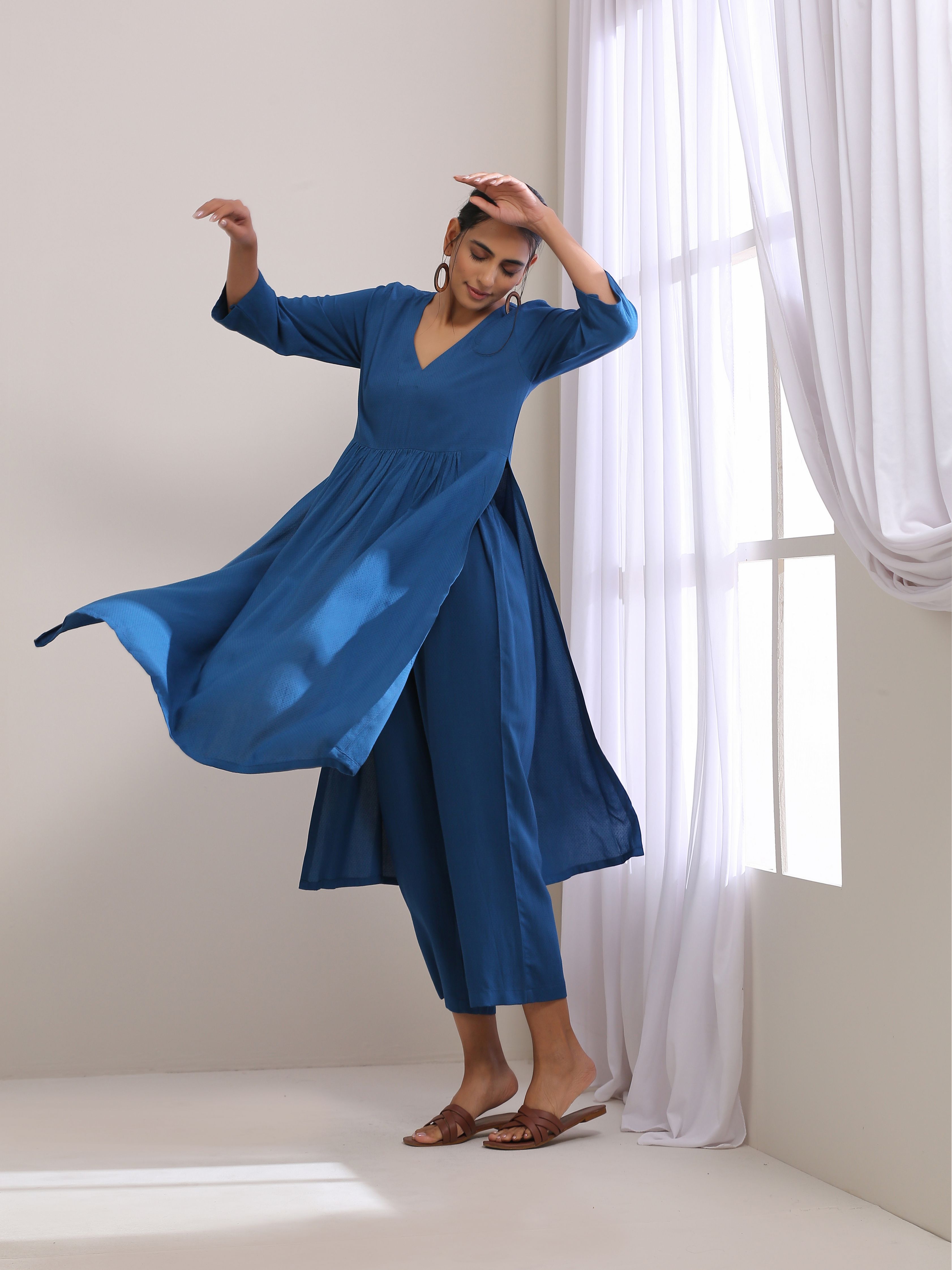 trueBrowns Classic Blue Dobby High Slit Gathered Kurta Set | Grocsy