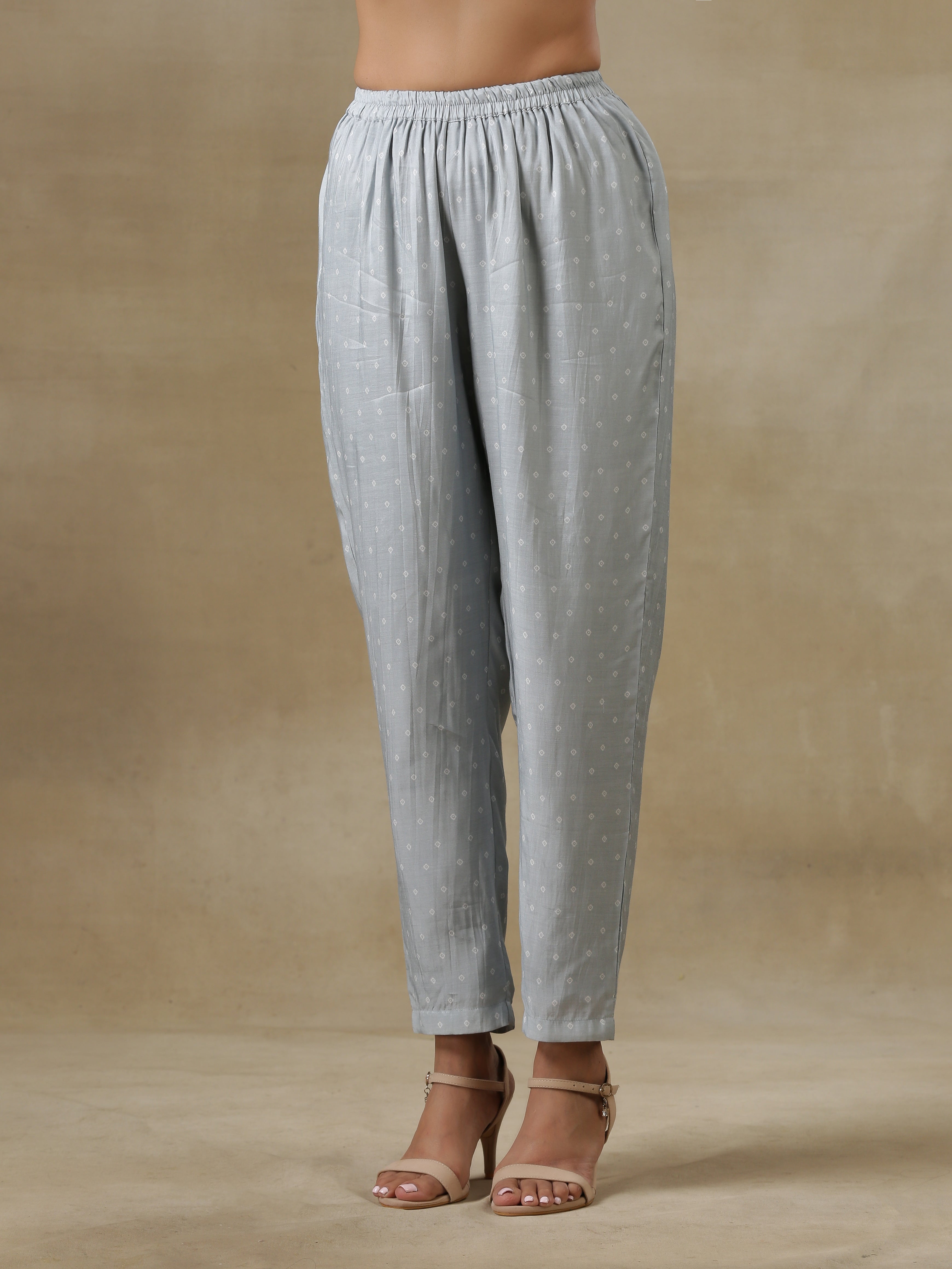 trueBrowns Grey Bandhani Printed Silk Yoke Kurta Pant Set | Grocsy