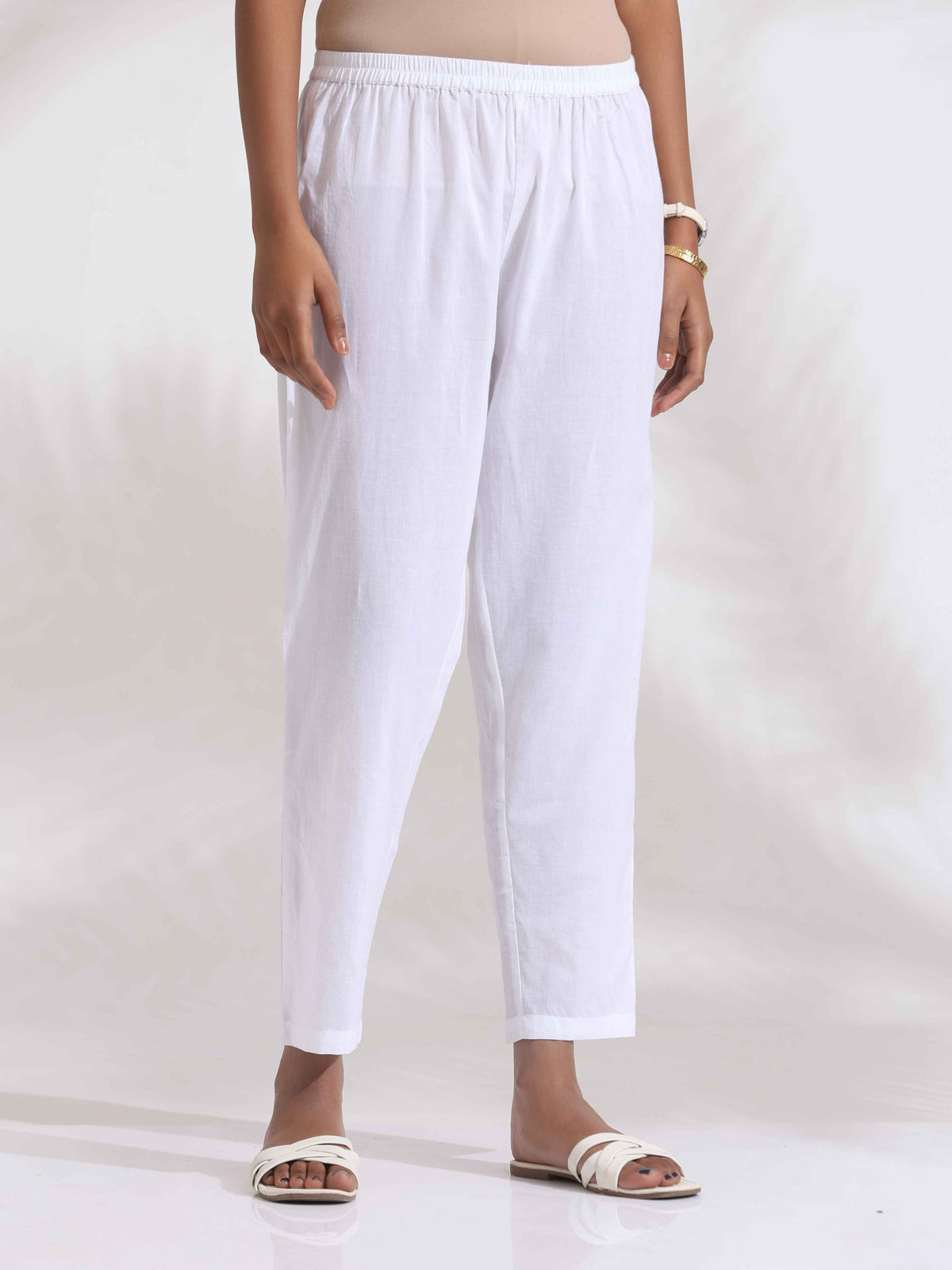 trueBrowns White Cotton Schiffli Shirt Kurta Set | Grocsy