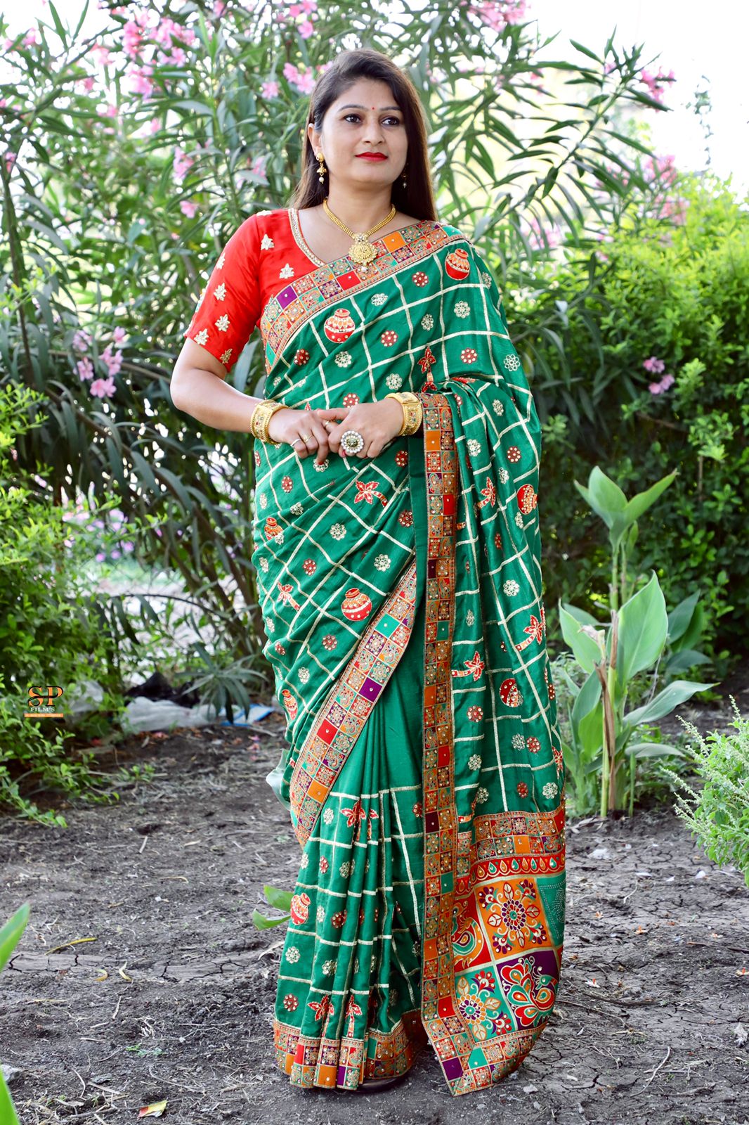 Lorenvalley Fashion Premium Green Dola Silk Embroidery and Diamond work with Jacquard Lace Border Saree | Grocsy