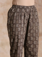 trueBrowns Clay Dabu Zig-Zag Motifs Print Cotton Flared Kurta Pant Set | Grocsy