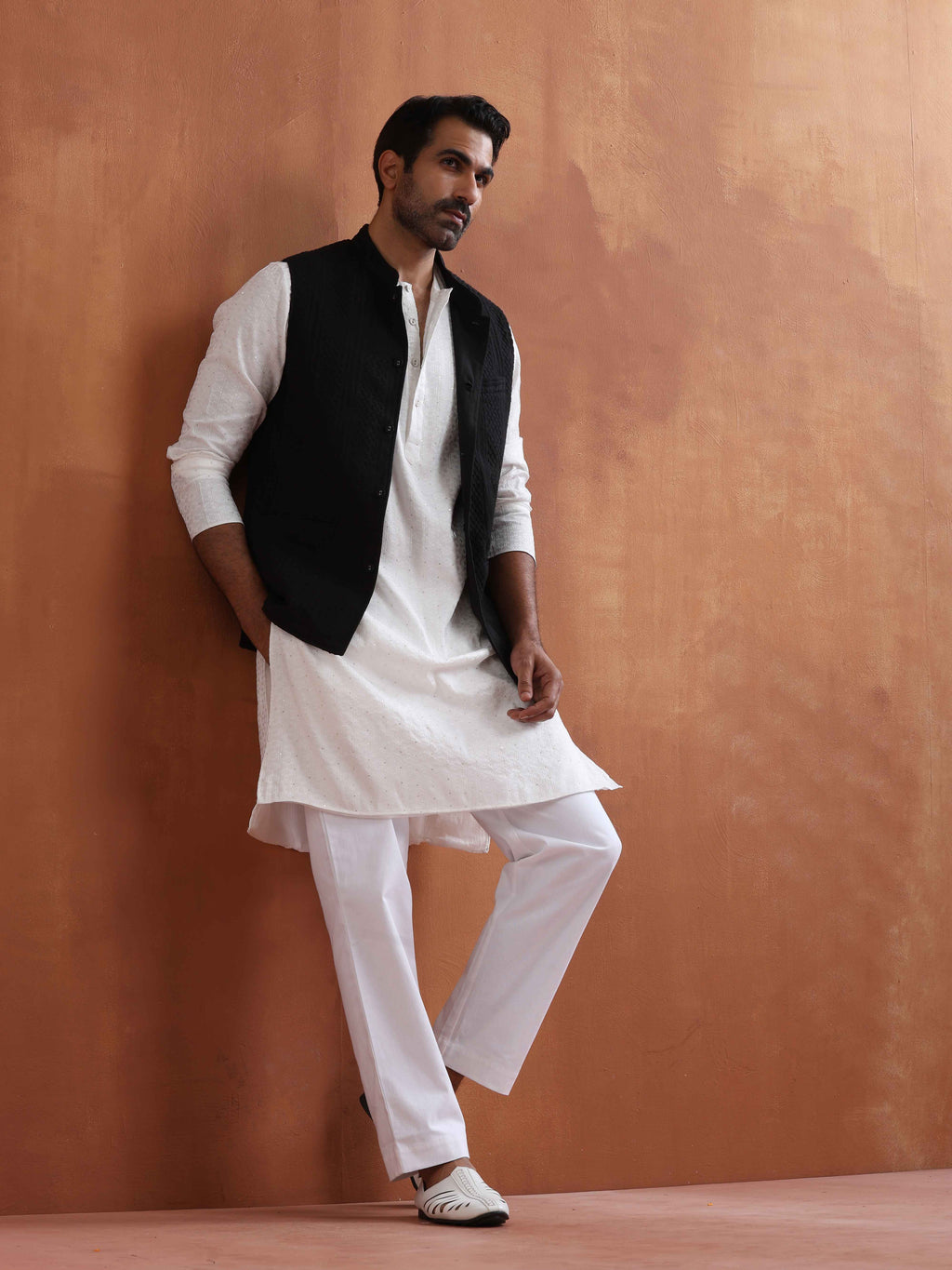trueBrowns Men's Ivory Sequin Chanderi Kurta | Grocsy