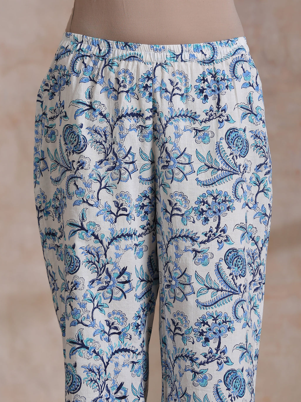 trueBrowns White With Overall Blue Print Cotton Slit Gathered Kurta Set | Grocsy