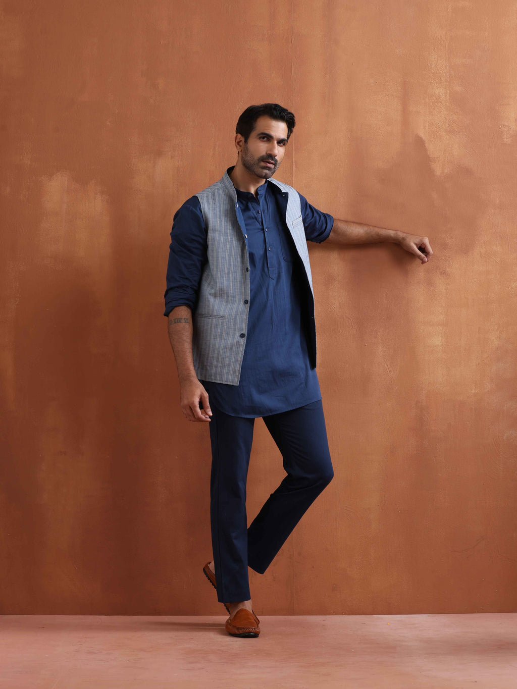 trueBrowns Men's Blue Chanderi Reversible Nehru Jacket | Grocsy