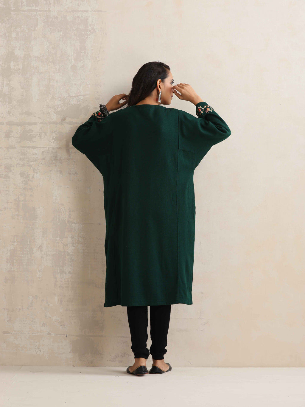 trueBrowns Green Kashmiri Embroidered Woollen Phiran Kurta | Grocsy