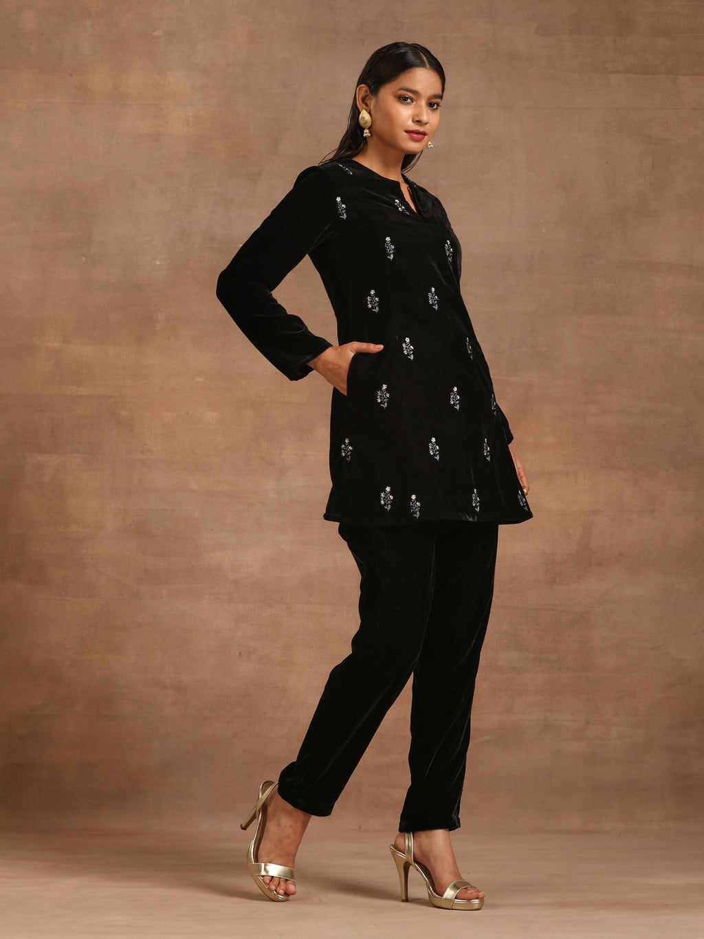 trueBrowns Black Velvet Embroidered Relaxed Co-ord Set | Grocsy