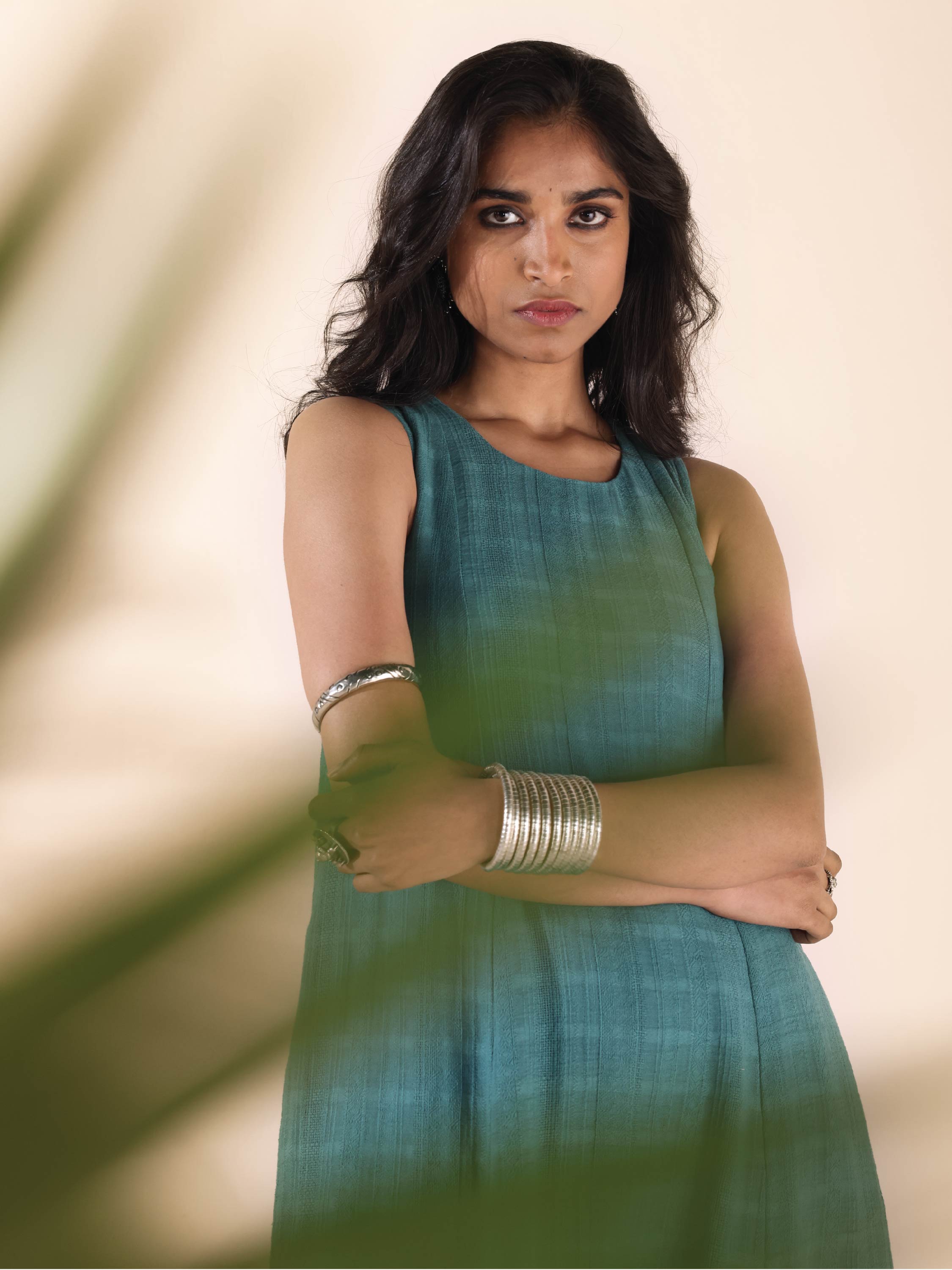 trueBrowns Turquoise Cotton Dobby Sleeveless Kurta Pant Set | Grocsy
