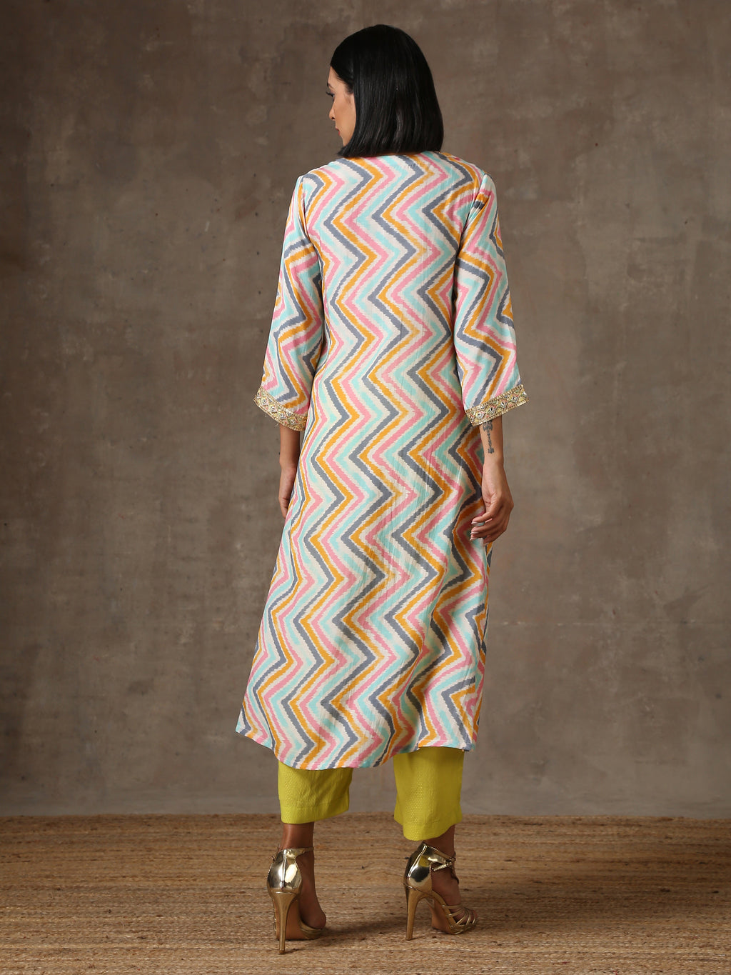 trueBrowns Multicolour Lehariya Printed Silk Kurta Pant Set | Grocsy