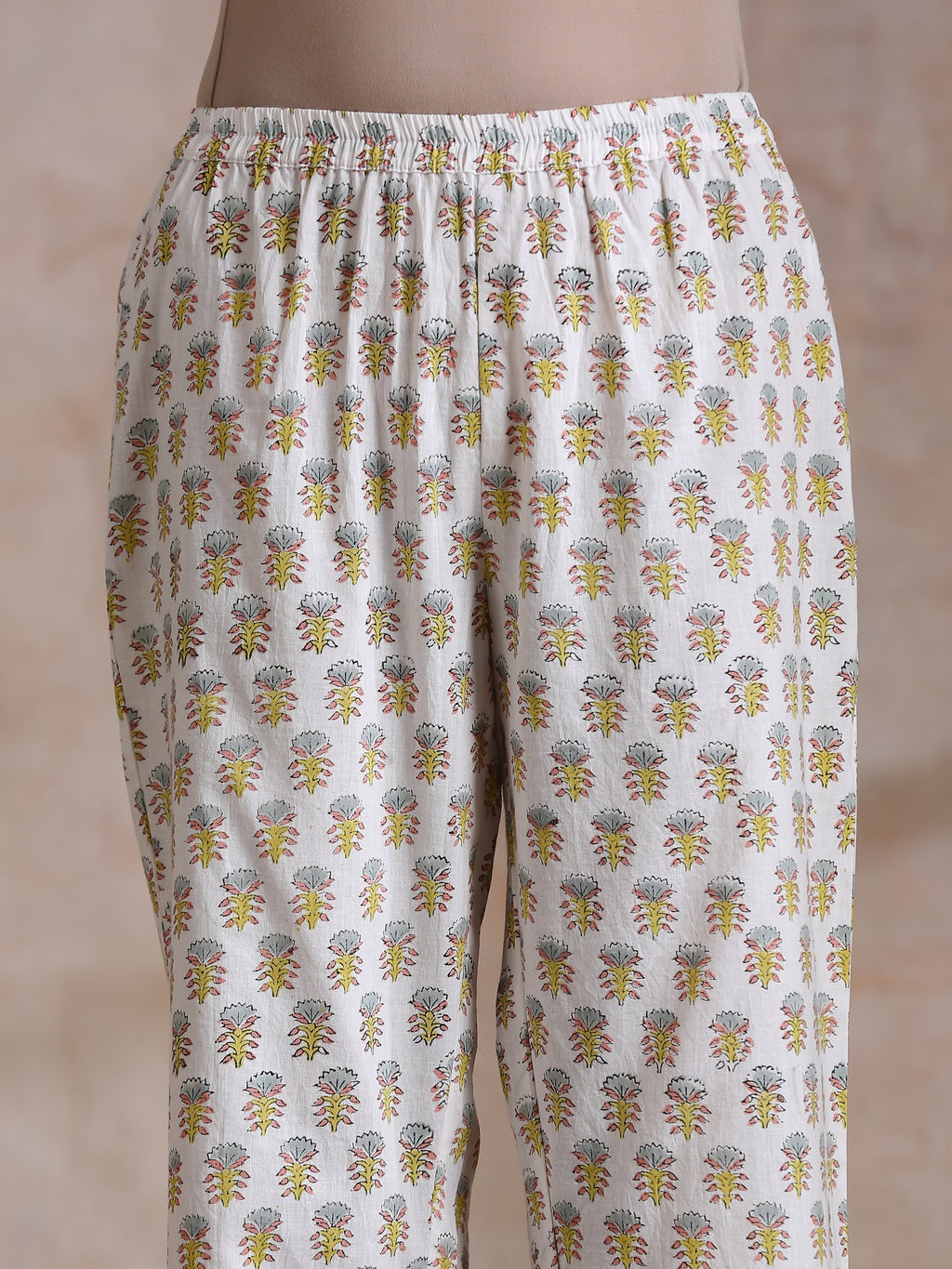 trueBrowns Multi Color Floral Booti Print Cotton V-Square Neck Co-Ord Set | Grocsy