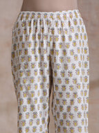 trueBrowns Multi Color Floral Booti Print Cotton V-Square Neck Co-Ord Set | Grocsy