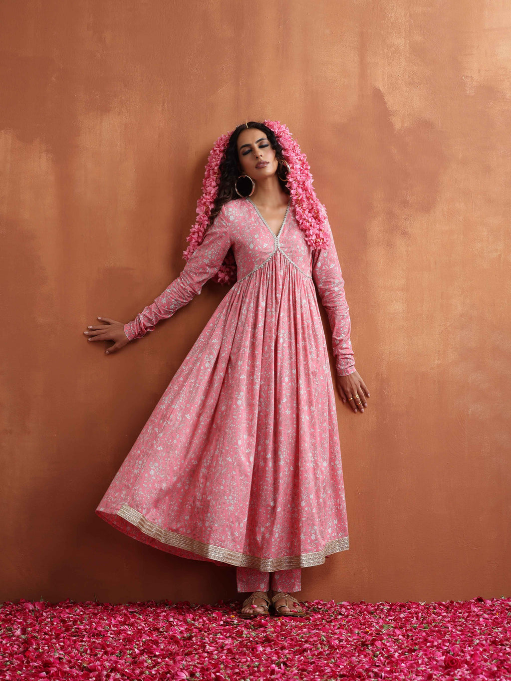 trueBrowns Pink Print Flared Anarkali Kurta Set | Grocsy