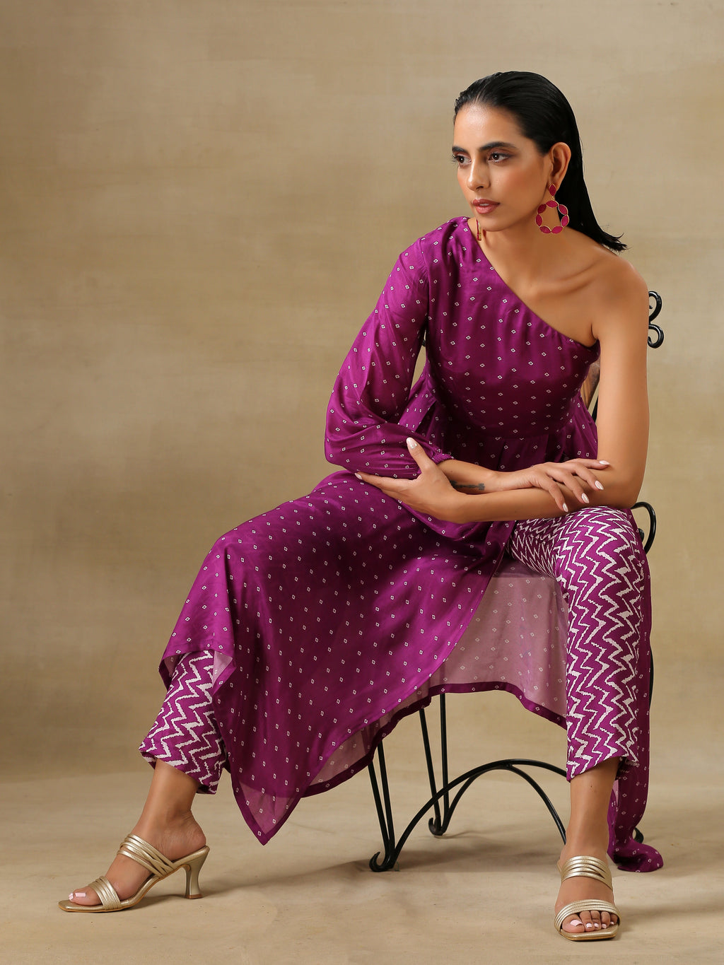trueBrowns Purple Bandhani Printed Silk One Shoulder Kurta Pant Set | Grocsy