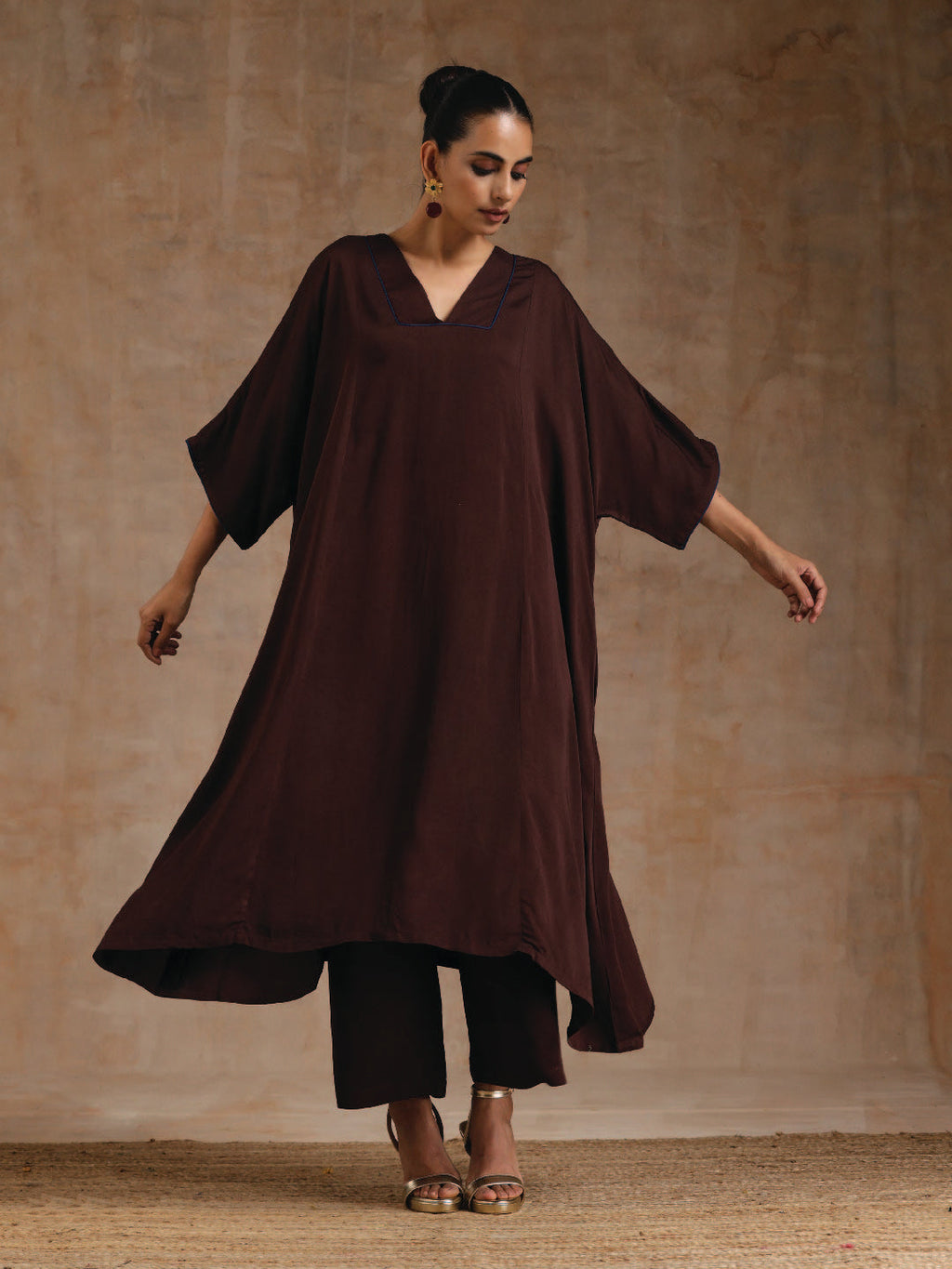 trueBrowns Cola Brown Modal Satin Oversized Kurta Set | Grocsy