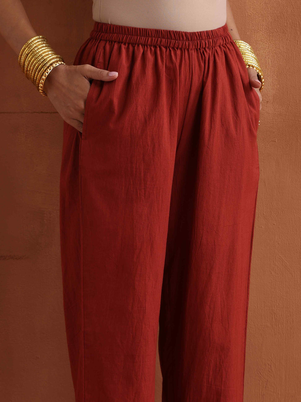 trueBrowns Rust Metallic Straight Kurta Set | Grocsy