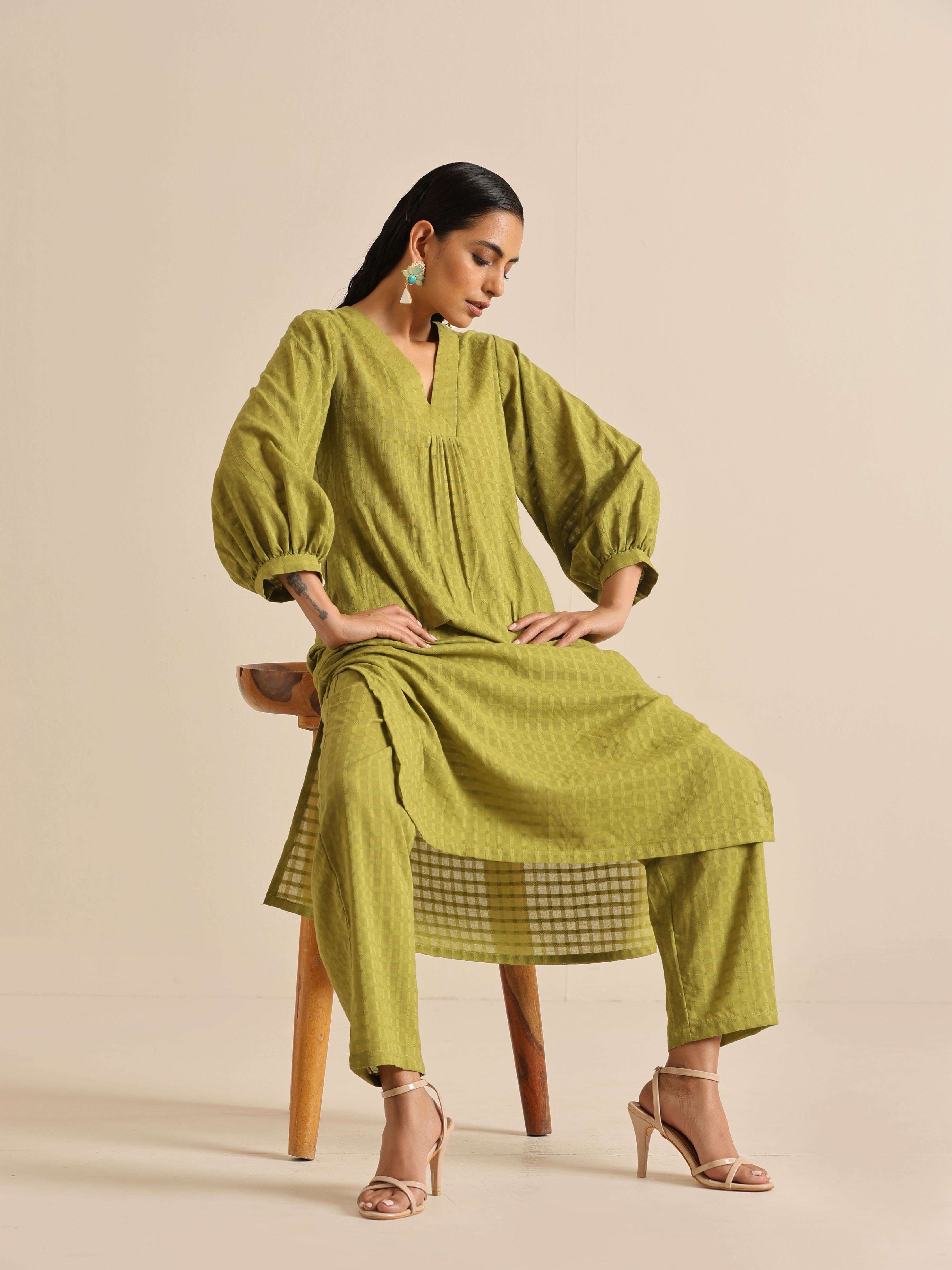 trueBrowns Fresh Green Dobby Puff Sleeve Kurta Pant Set | Grocsy