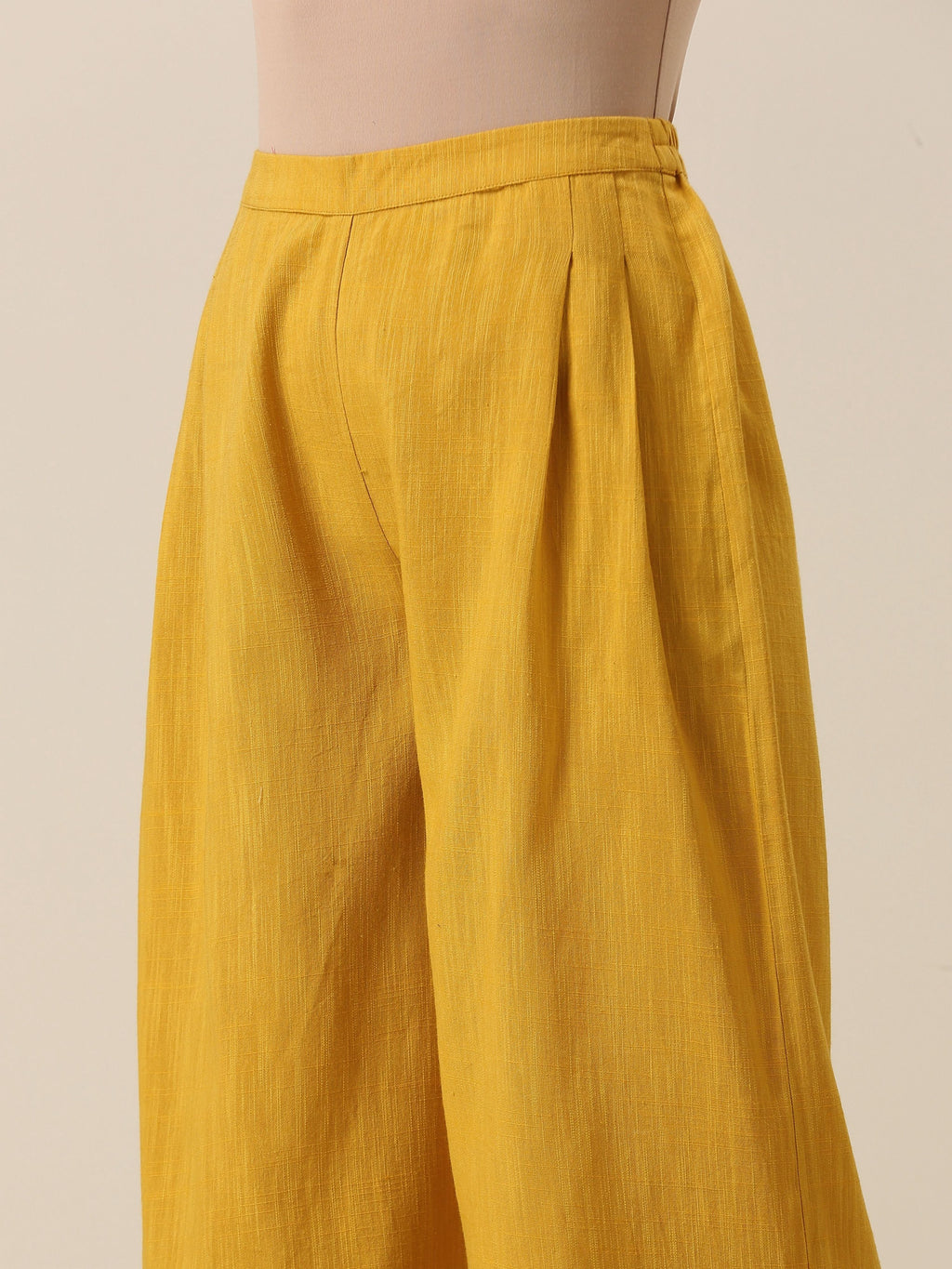 trueBrowns Mustard Yellow Slub Texture Sleevesless Jacket Pant Set | Grocsy