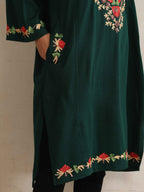 trueBrowns Green Kashmiri Floral Embroidered Woollen Phiran Kurta | Grocsy